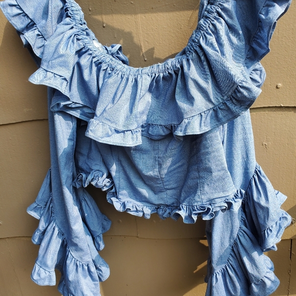 Top - Picture 2 of 4